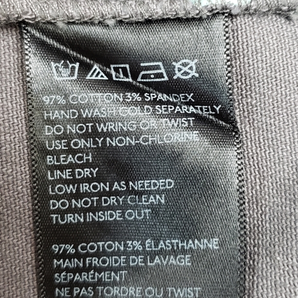 ⚪2/$20 BDG Urban Outfitters Gray Python Print Denim Mini Skirt - Picture 8 of 10